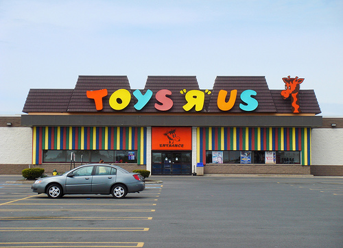 The World’s Greatest Toy Store May Disappear: CRA and the Retail Workforce